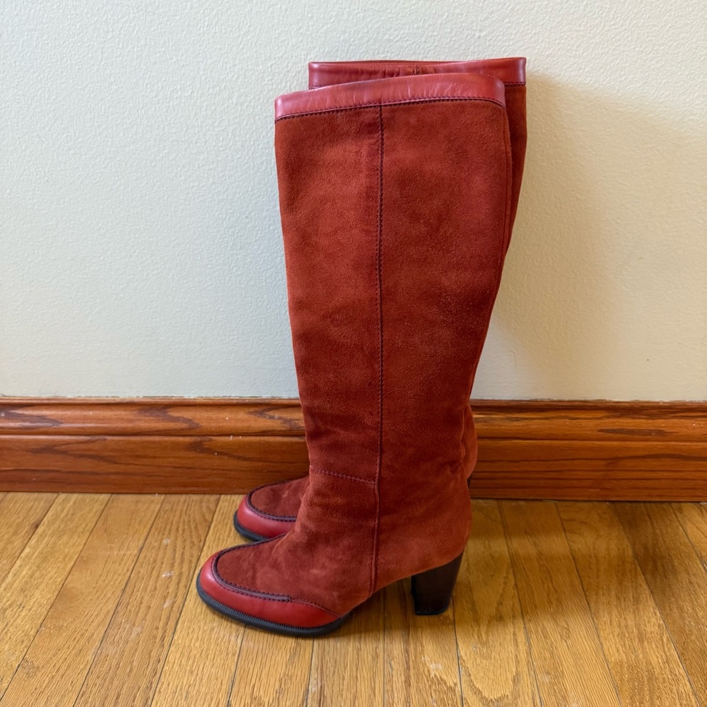 Hogs Women's size 5.5 Tall Suede Knee-High Boots in Rustic red burnt orange